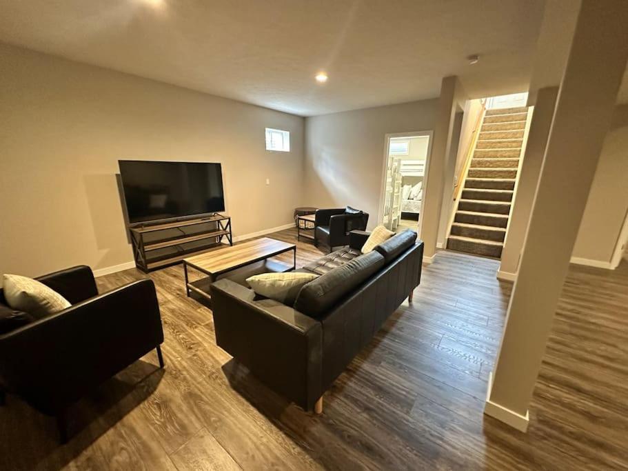 Suite 2 Butler Luaran gambar
