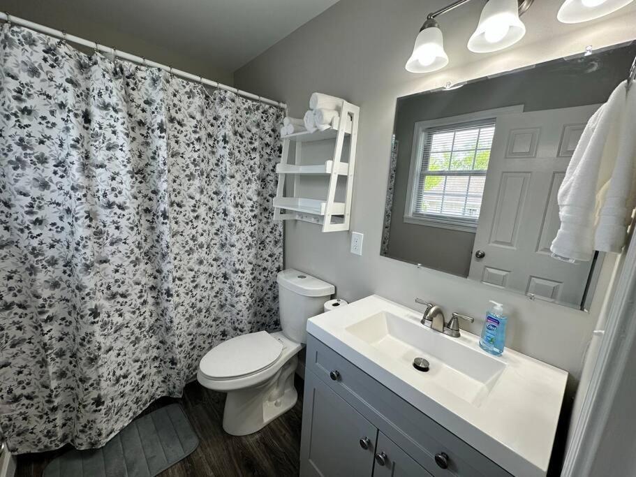 Suite 2 Butler Luaran gambar